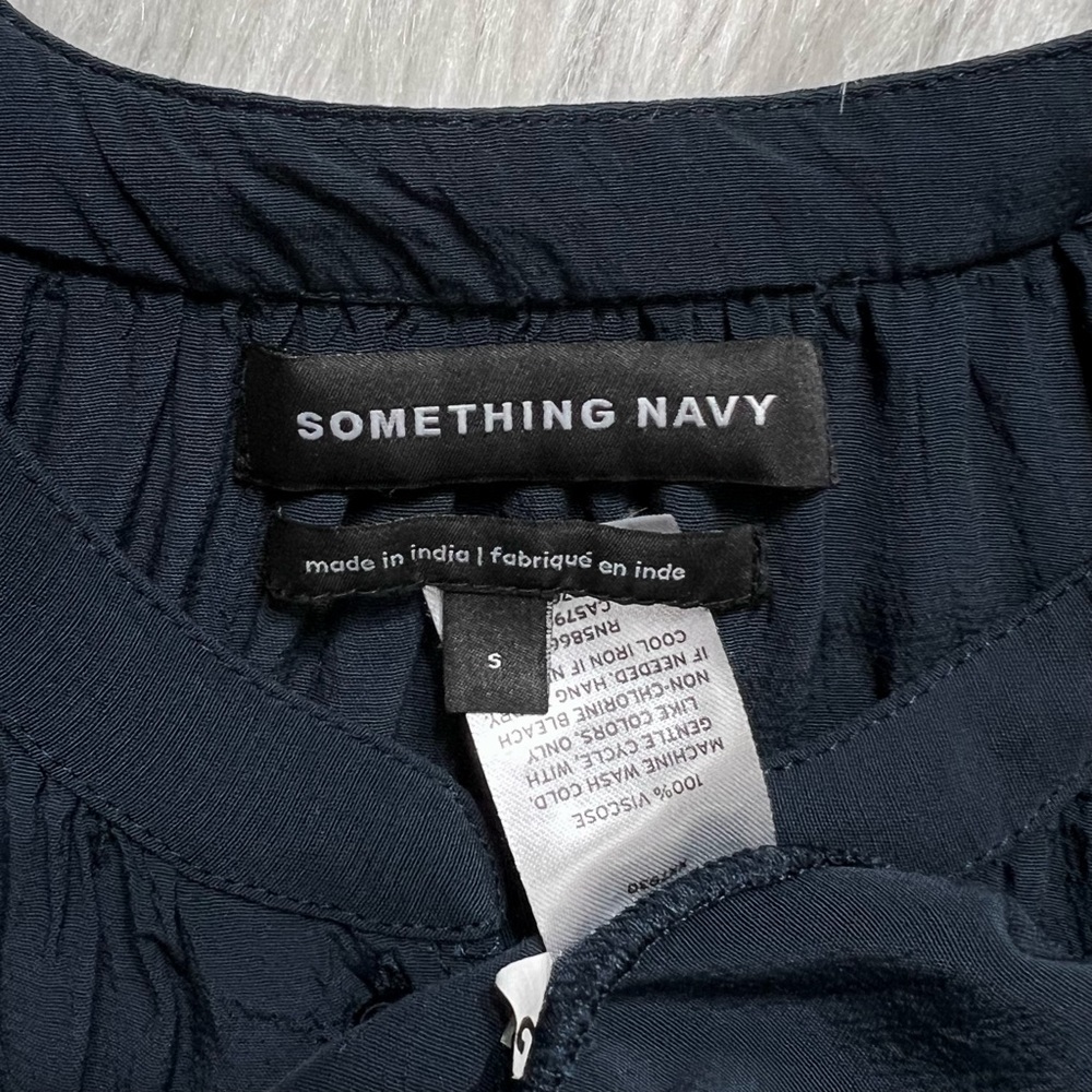 Something Navy Draped Pleated Long Sleeve Navy Blue Buttondown Blouse Top Small - Picture 11 of 12